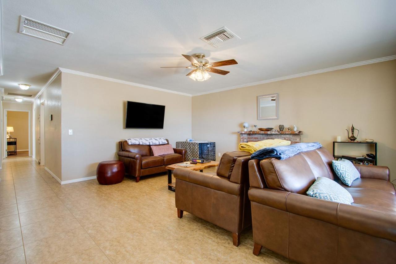 Peaceful Home With Nature Views & Trail Access Yucca Valley Exterior photo
